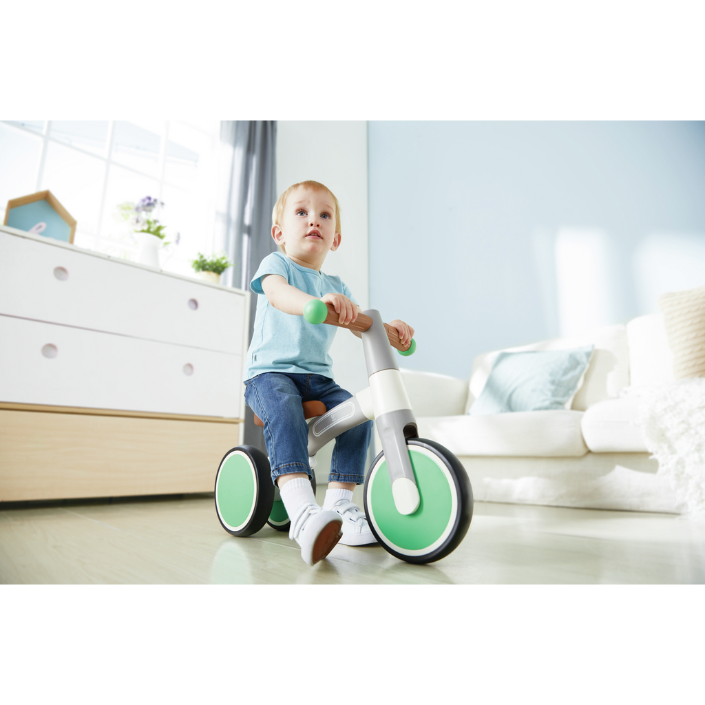 ▷ Triciclo correpasillos para bebés menta ❖ Hape