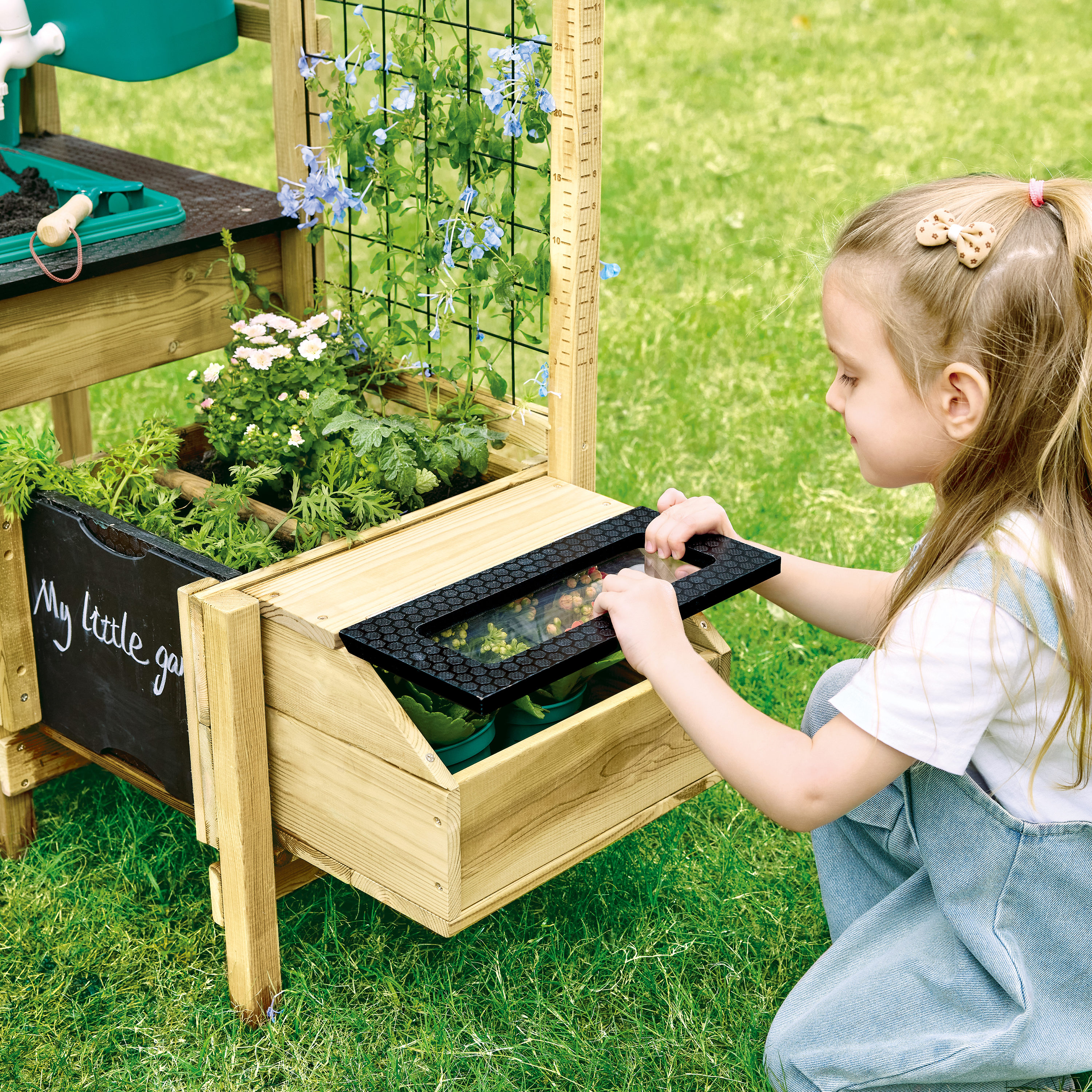Grow & Play Potting Table