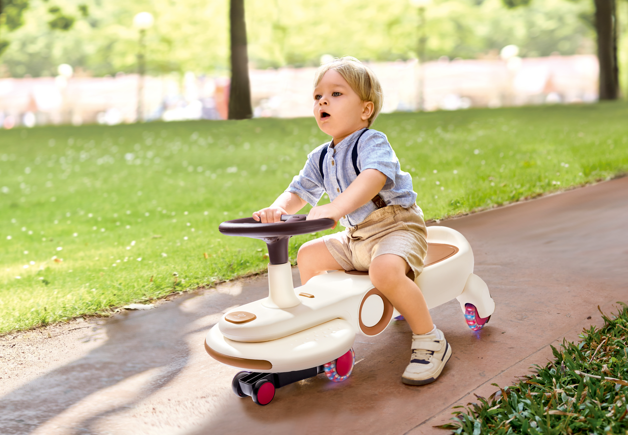 Wiggle & Giggle Car,White