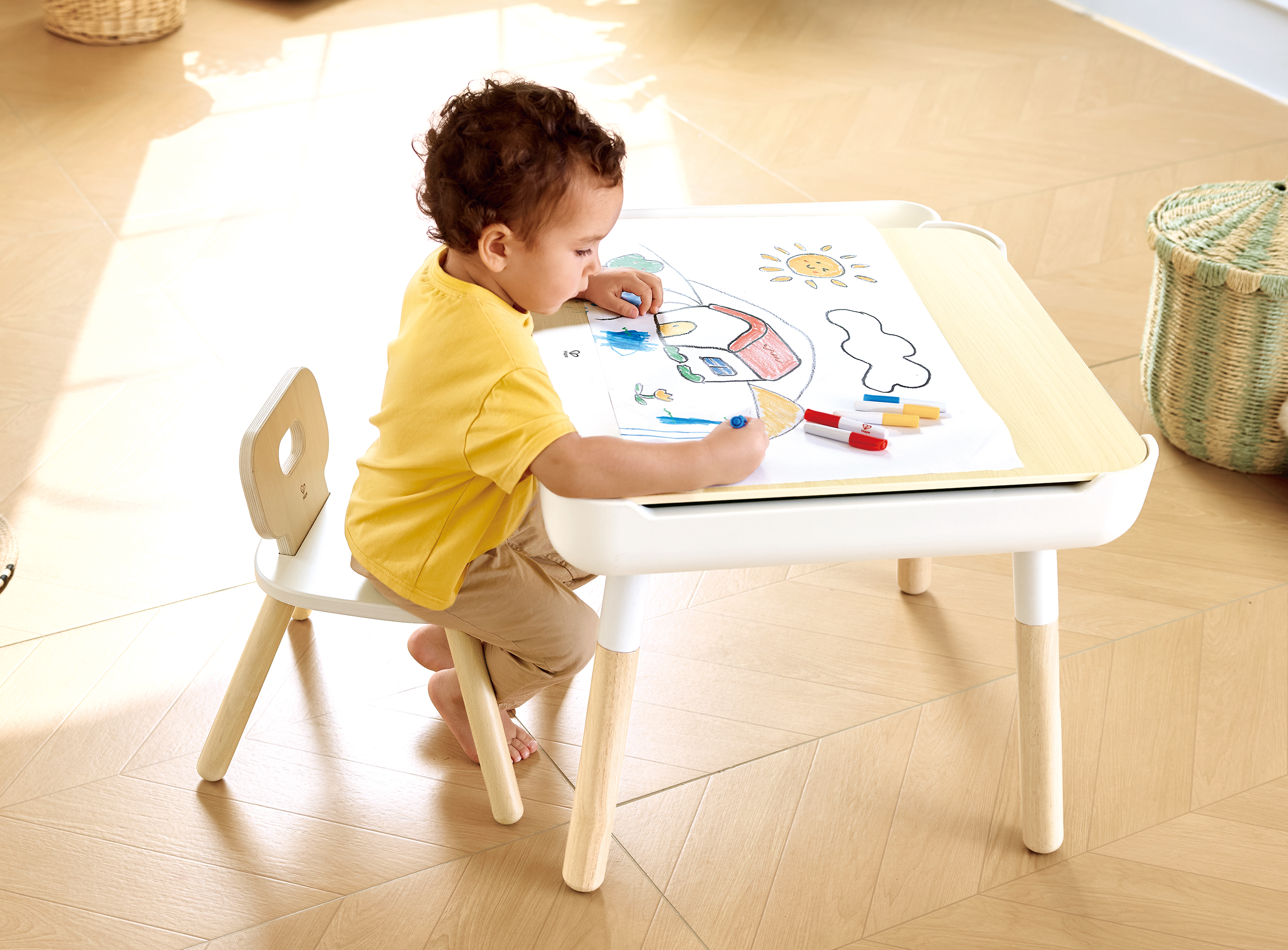 Flip & Play Activity Table